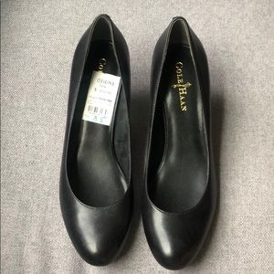 Cole Haan /Nike Air Black Nappa Mid Heel Pumps